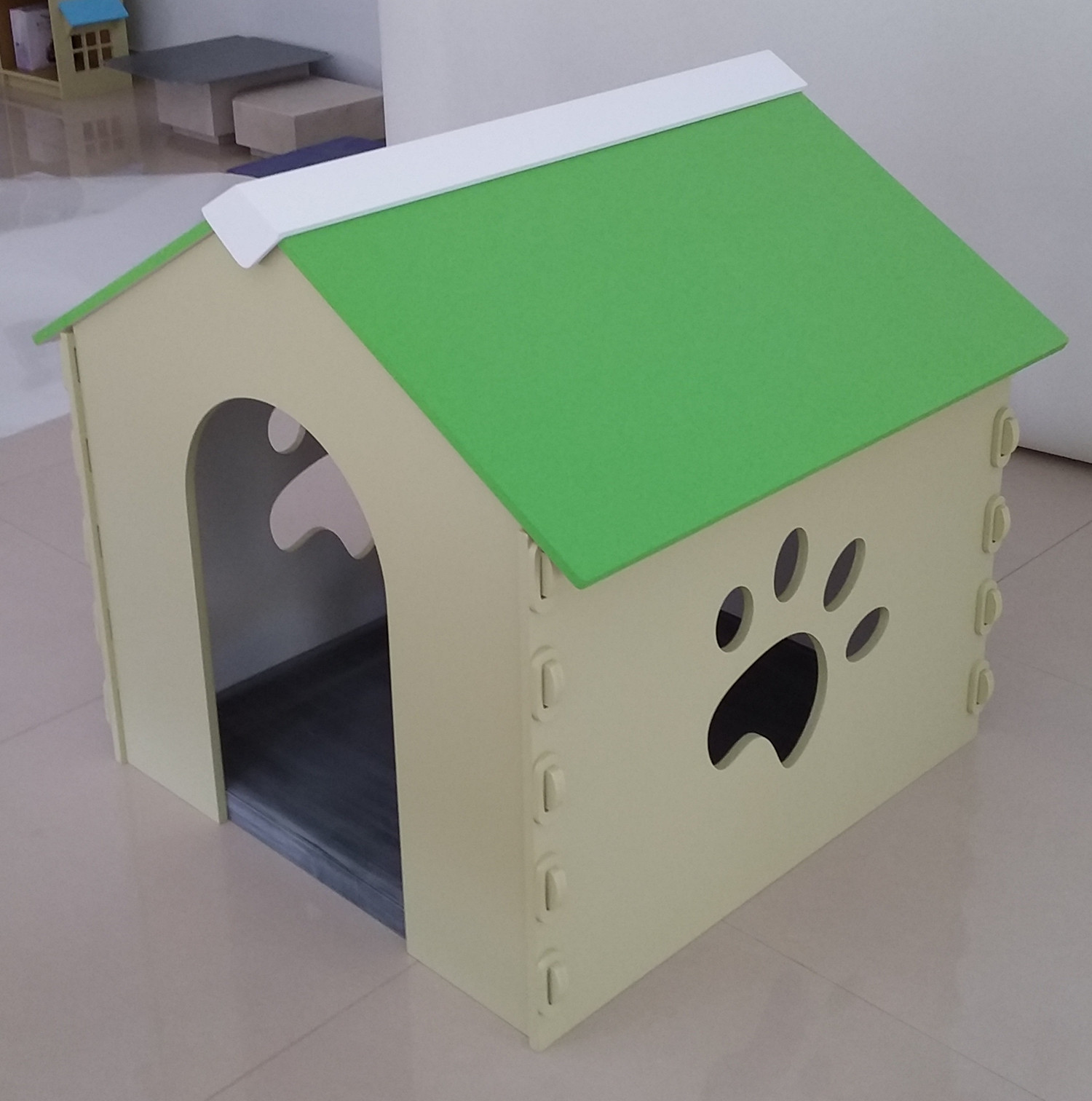 In/out door plastic dog house